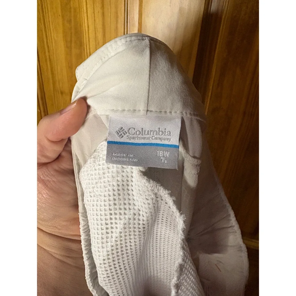 Columbia PFG White Fishing Shorts Womens 18W Outdoor Hiking Performance Pockets